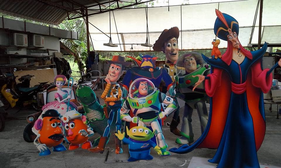 service booth by signmasterpro.co.th