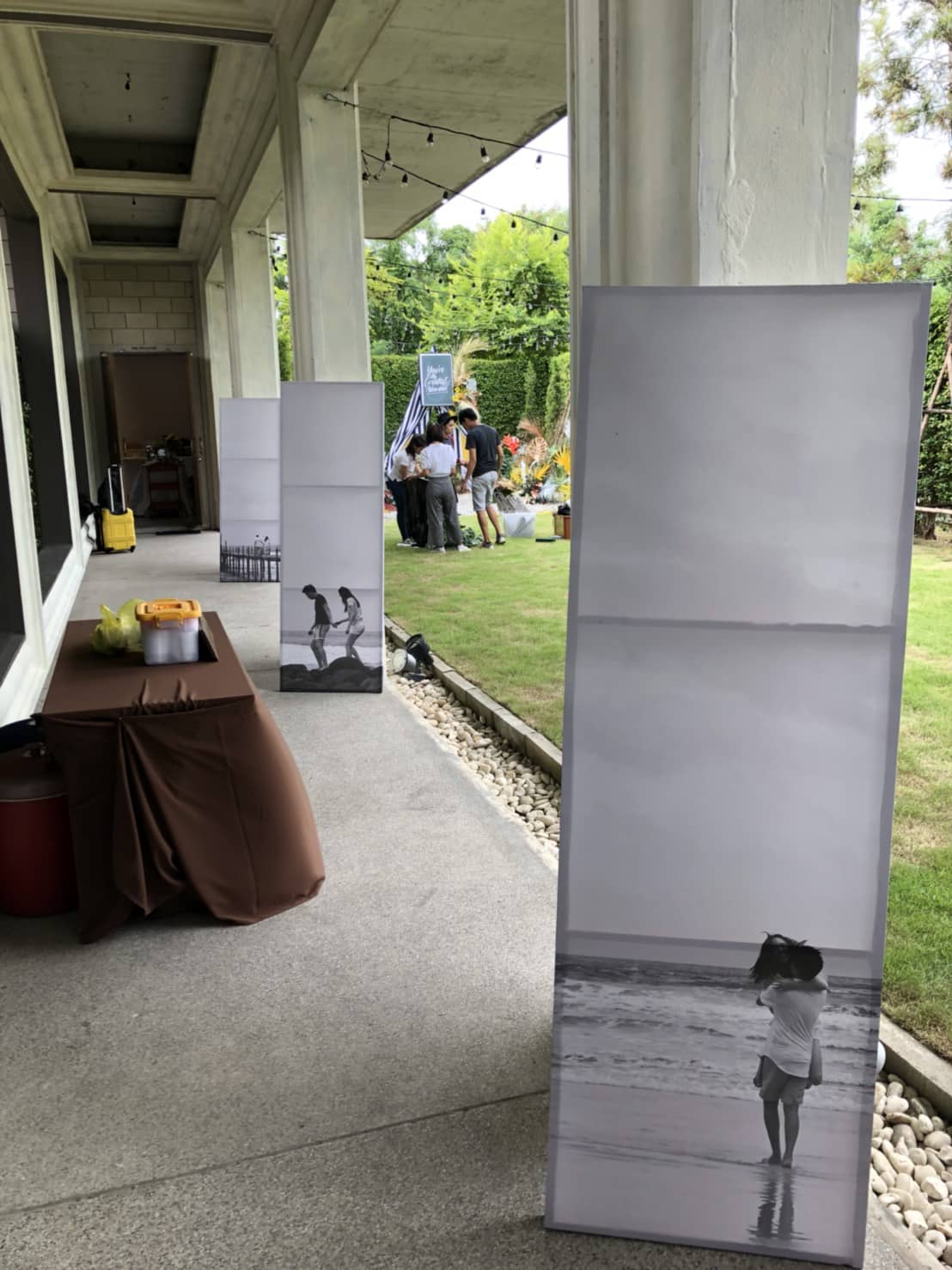 service booth by signmasterpro.co.th