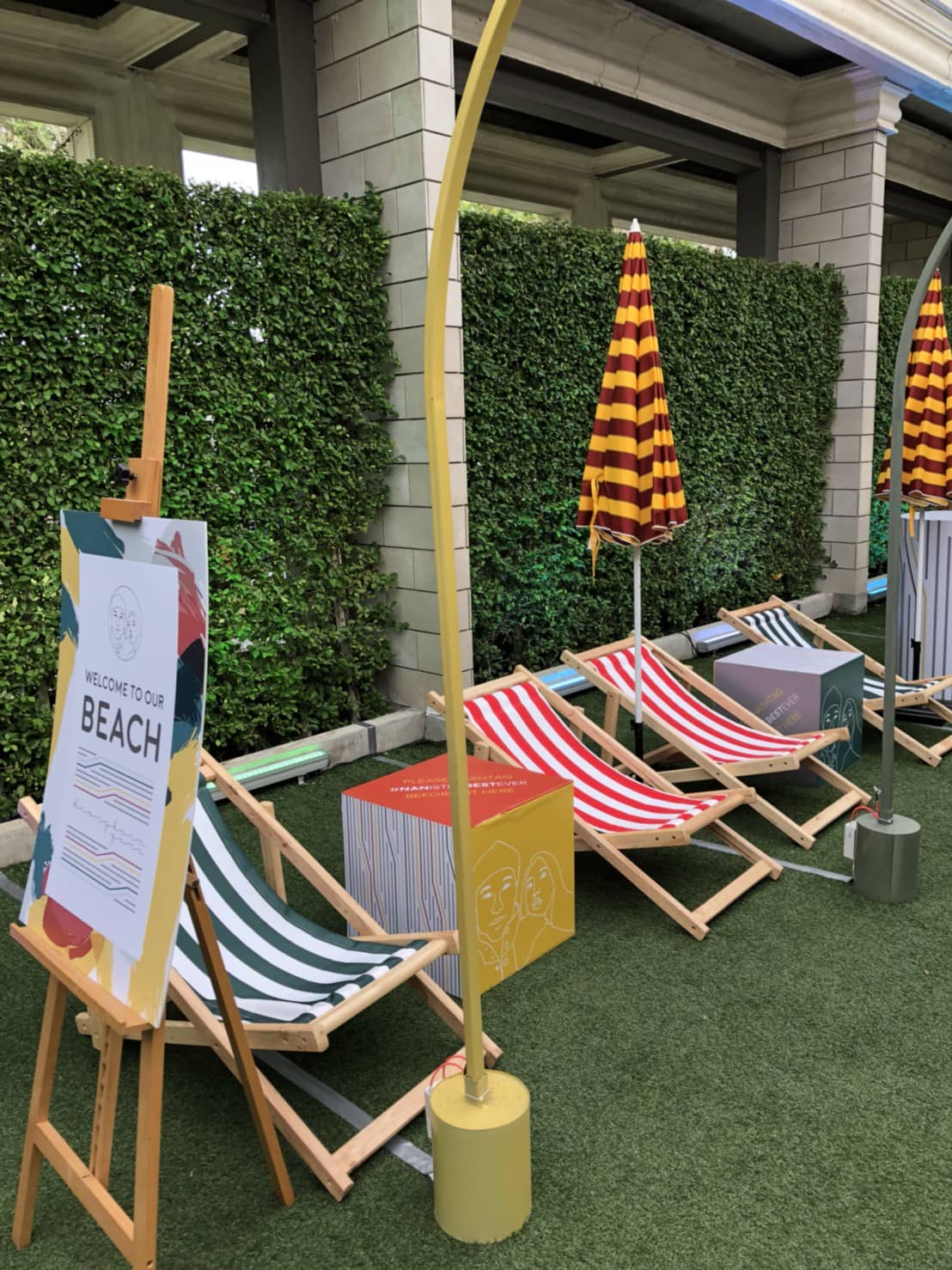 service booth by signmasterpro.co.th