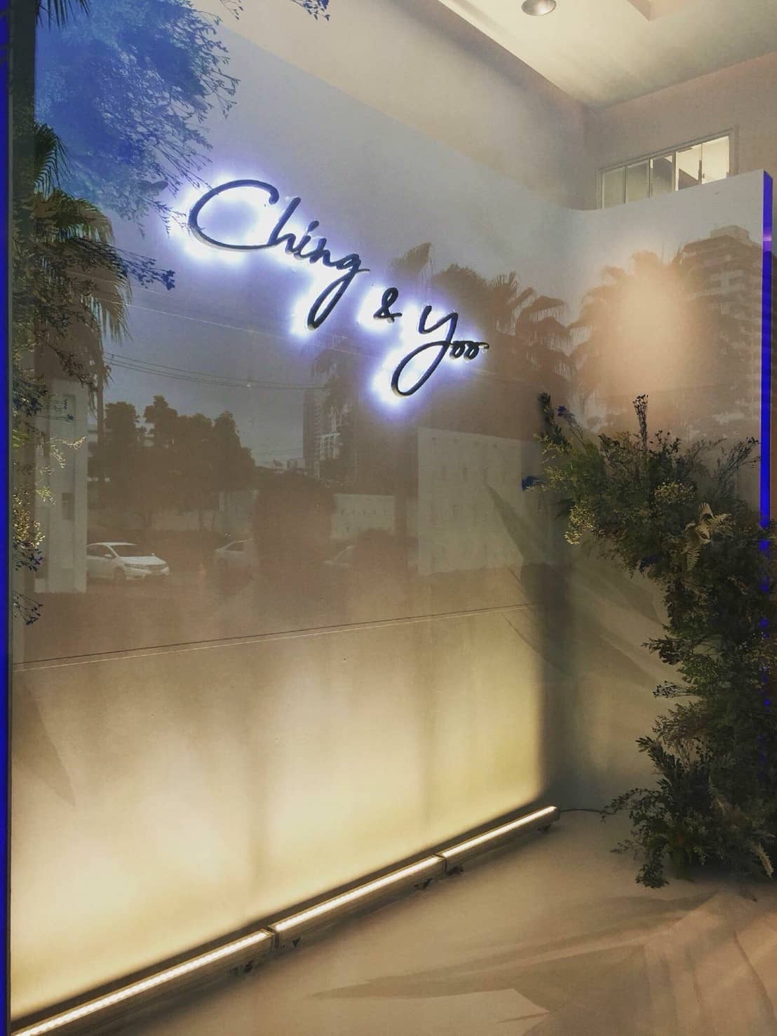 service booth by signmasterpro.co.th