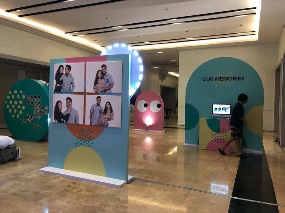 service booth by signmasterpro.co.th