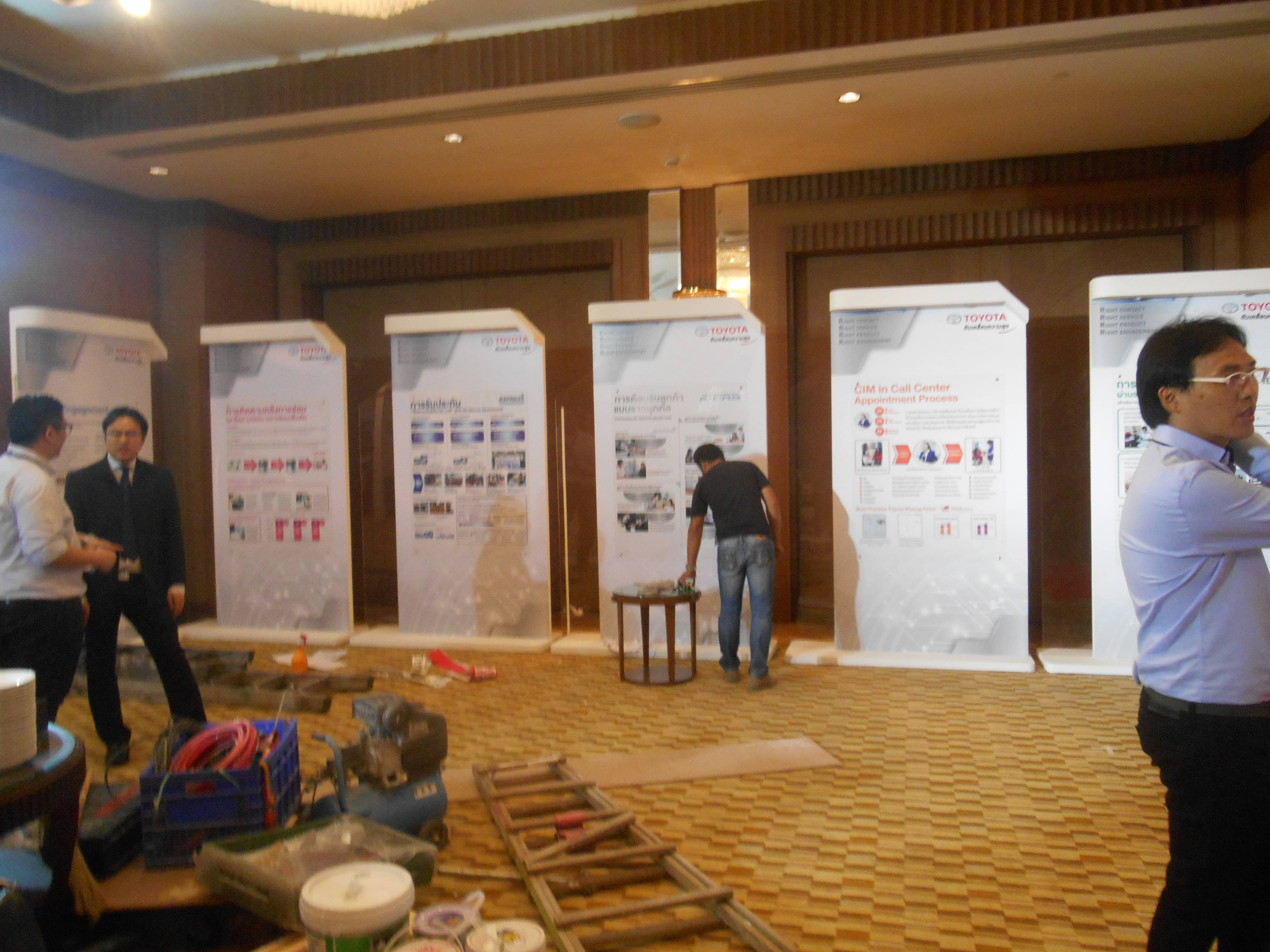 service booth by signmasterpro.co.th