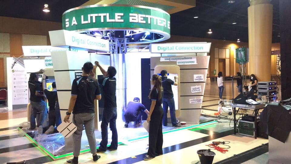 service booth by signmasterpro.co.th