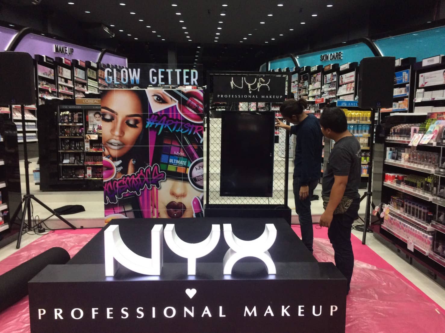 service booth by signmasterpro.co.th