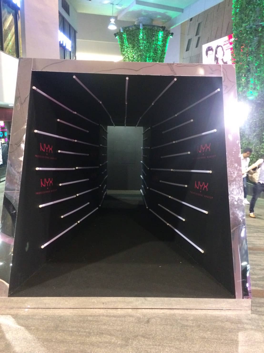 service booth by signmasterpro.co.th