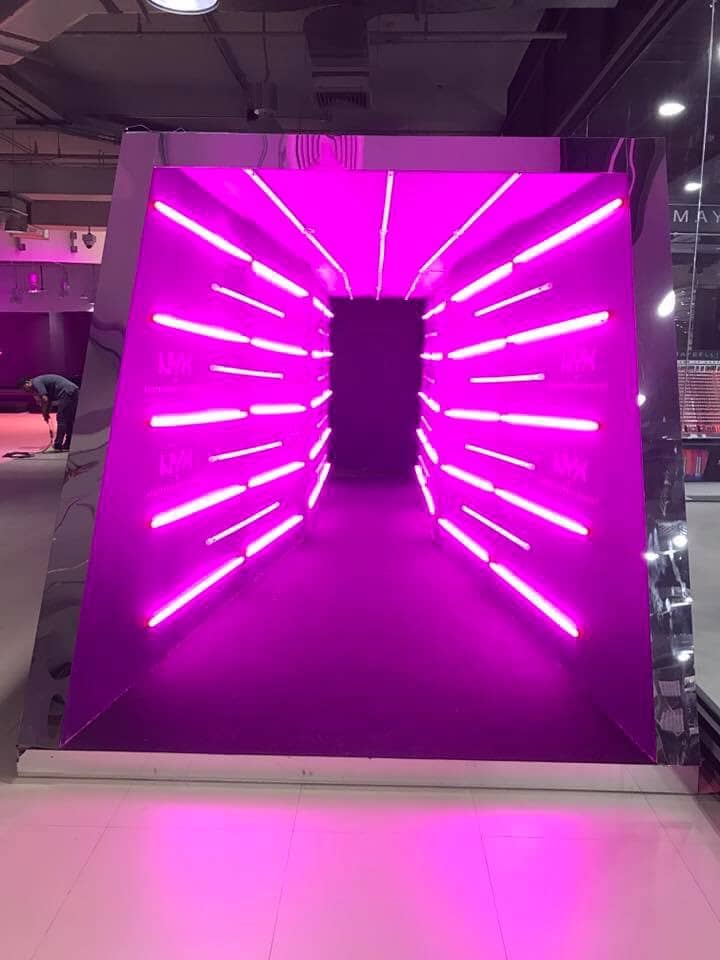 service booth by signmasterpro.co.th