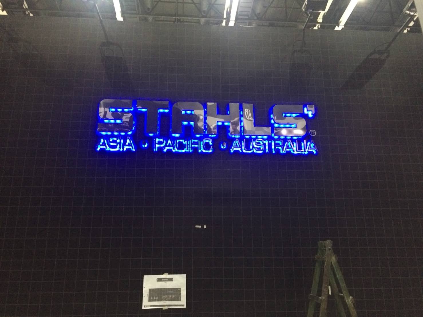 service lightbox by signmasterpro.co.th